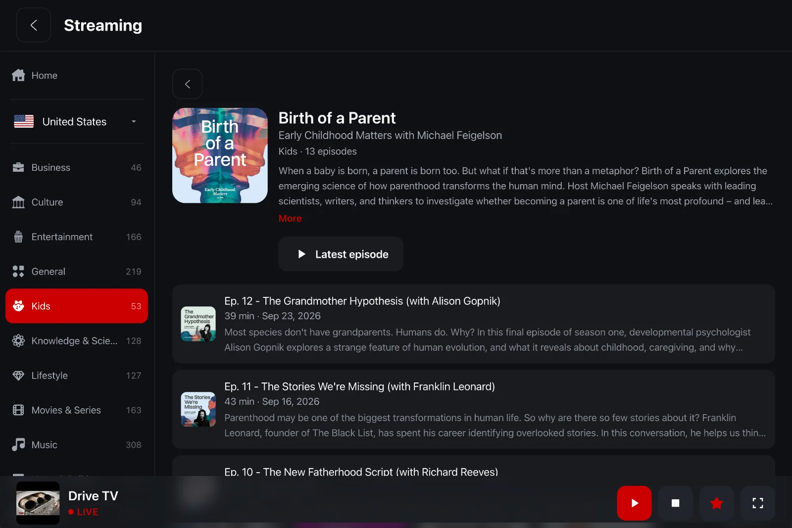 A podcast opened in iCar: its description and its list of episodes