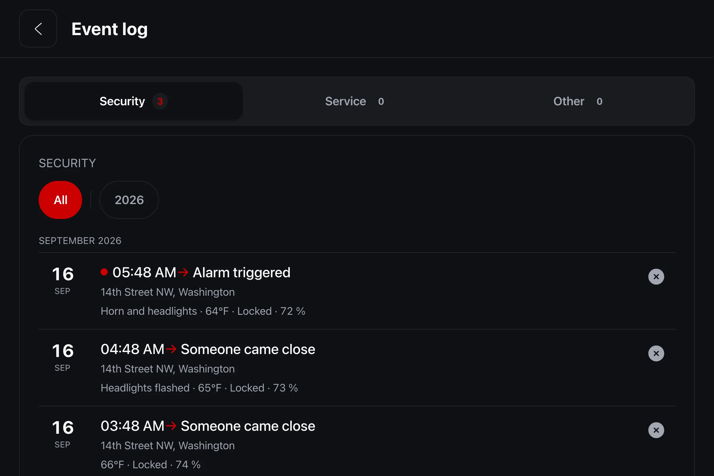 The security log: one alarm and two approaches, with the address, time, temperature and lock state.